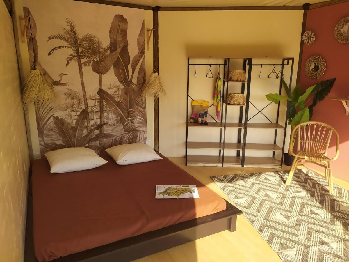 אלבון Camping Domaine De Senaud מראה חיצוני תמונה