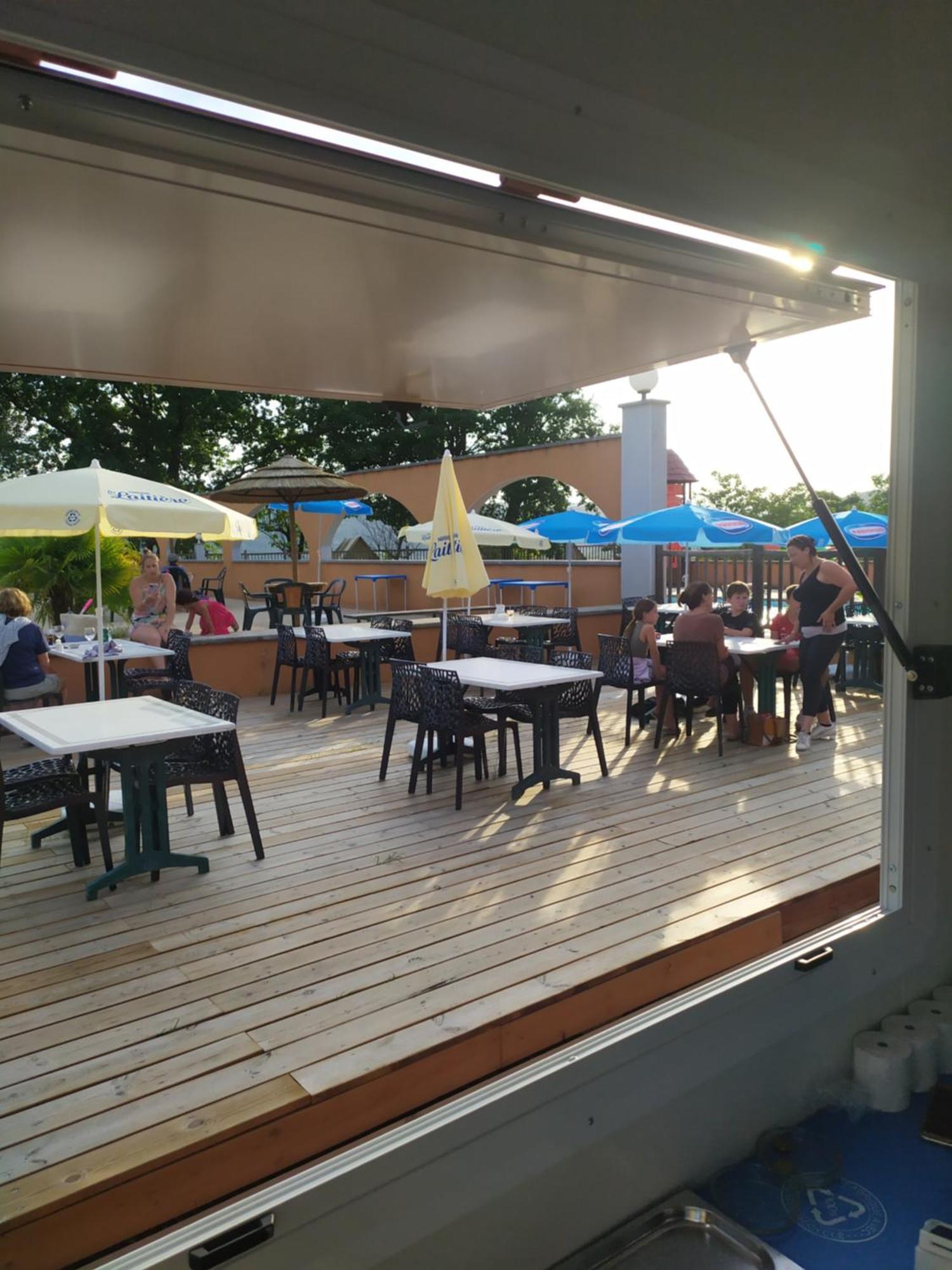 אלבון Camping Domaine De Senaud מראה חיצוני תמונה